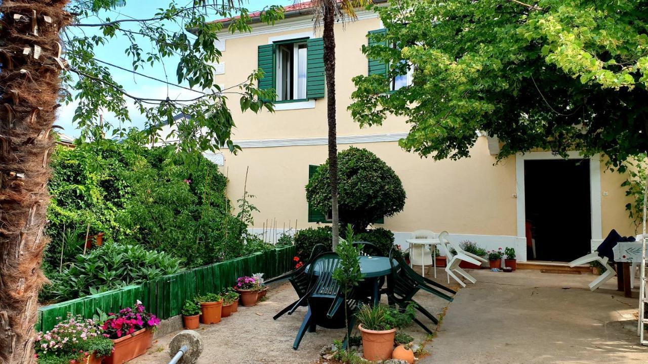 Apartmani Paron Sime Seline Esterno foto